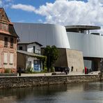 STRALSUND. OZEANEUM. MEHR VON HINTEN