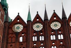 Stralsund: Rathaus in Backsteingotik