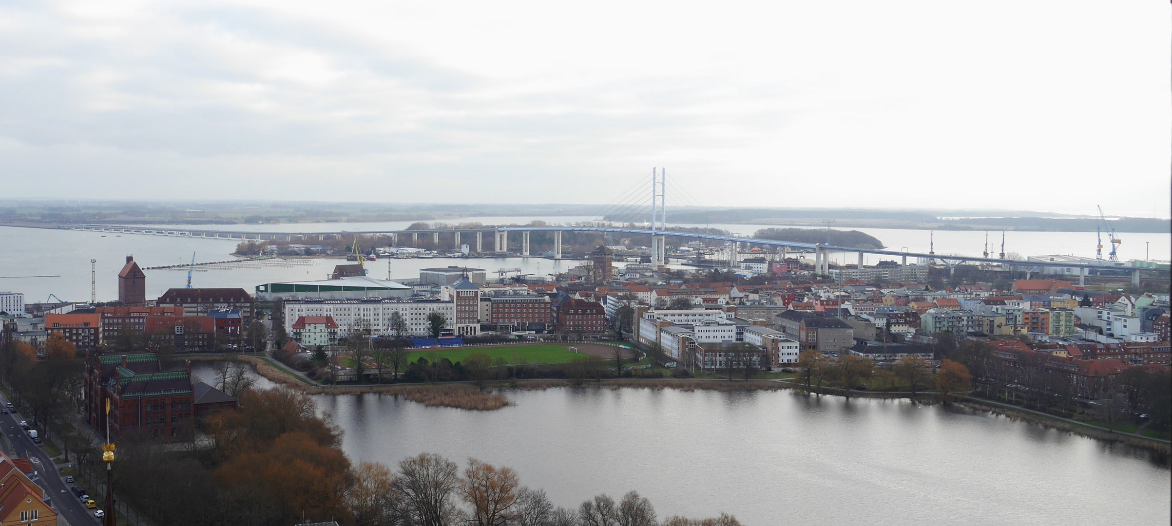 Stralsund und die Rügenbrücke