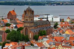 Stralsund von oben (9), Kirche St. Jakobi