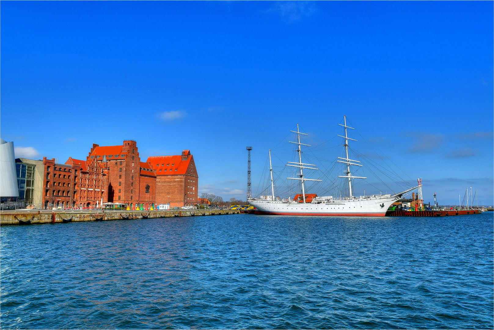 Stralsund/Hafeninsel/Gorch Fock1