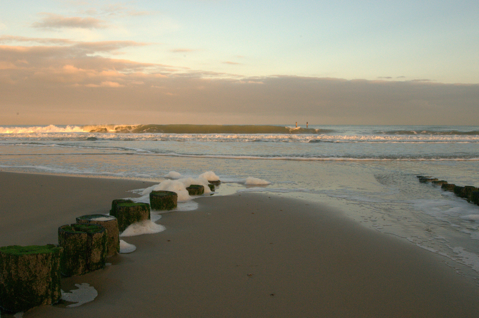 Strand am frühen Morgen
