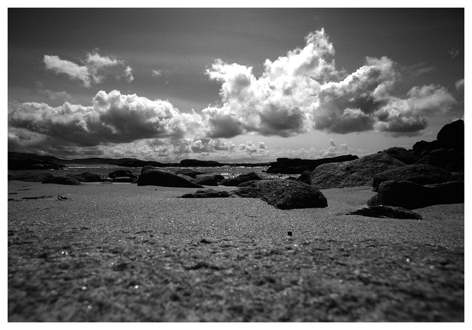 Strand auf Cruit Island II in s/w