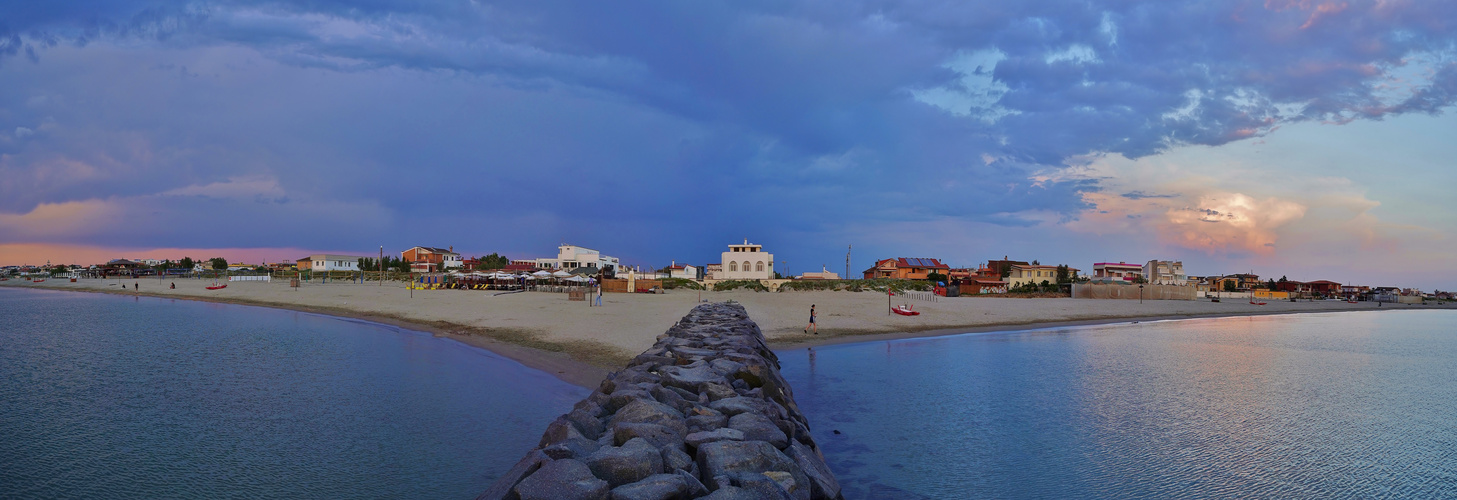 Strand  Fiumiucino / Italy