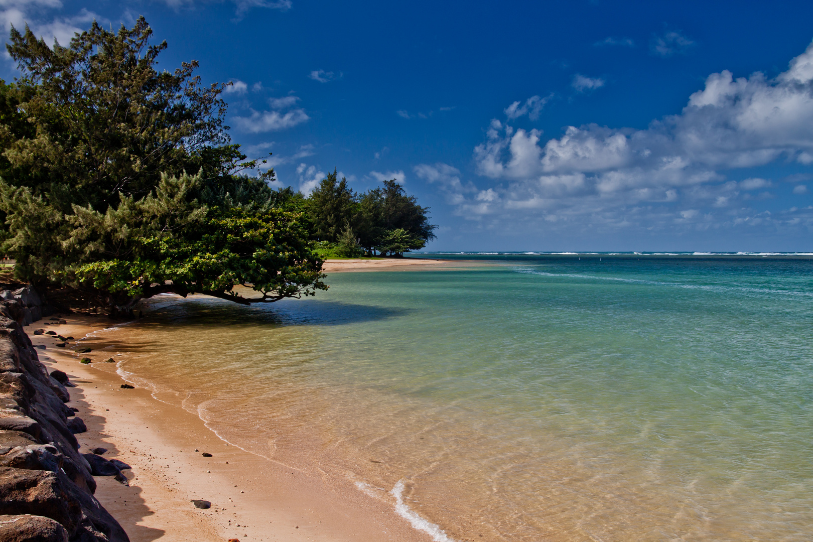 Strand im Kalihikai-Park auf Kauai