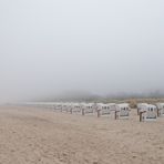 Strand im Nebel