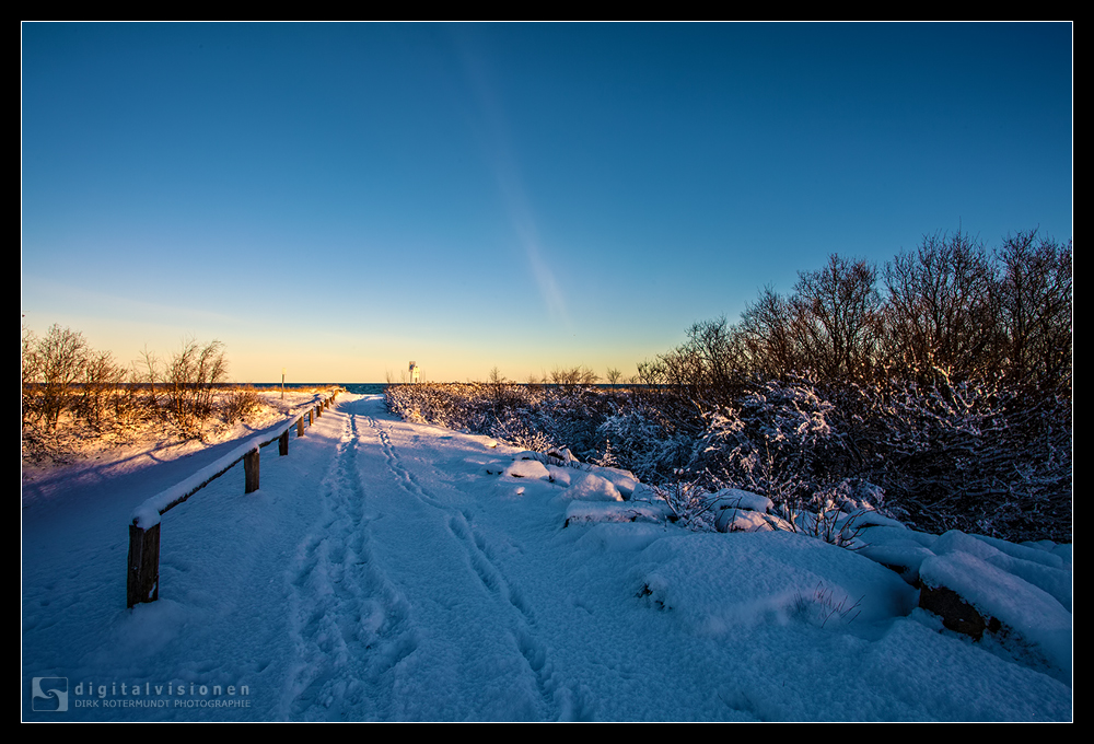 Strand im Schnee /4.