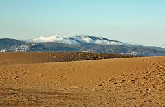 Strand, Meer, Berge: eine schöne Mischung.