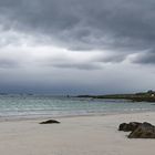 Strand, Meer und Wolken