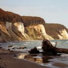 Strand mit Kreidefelsen