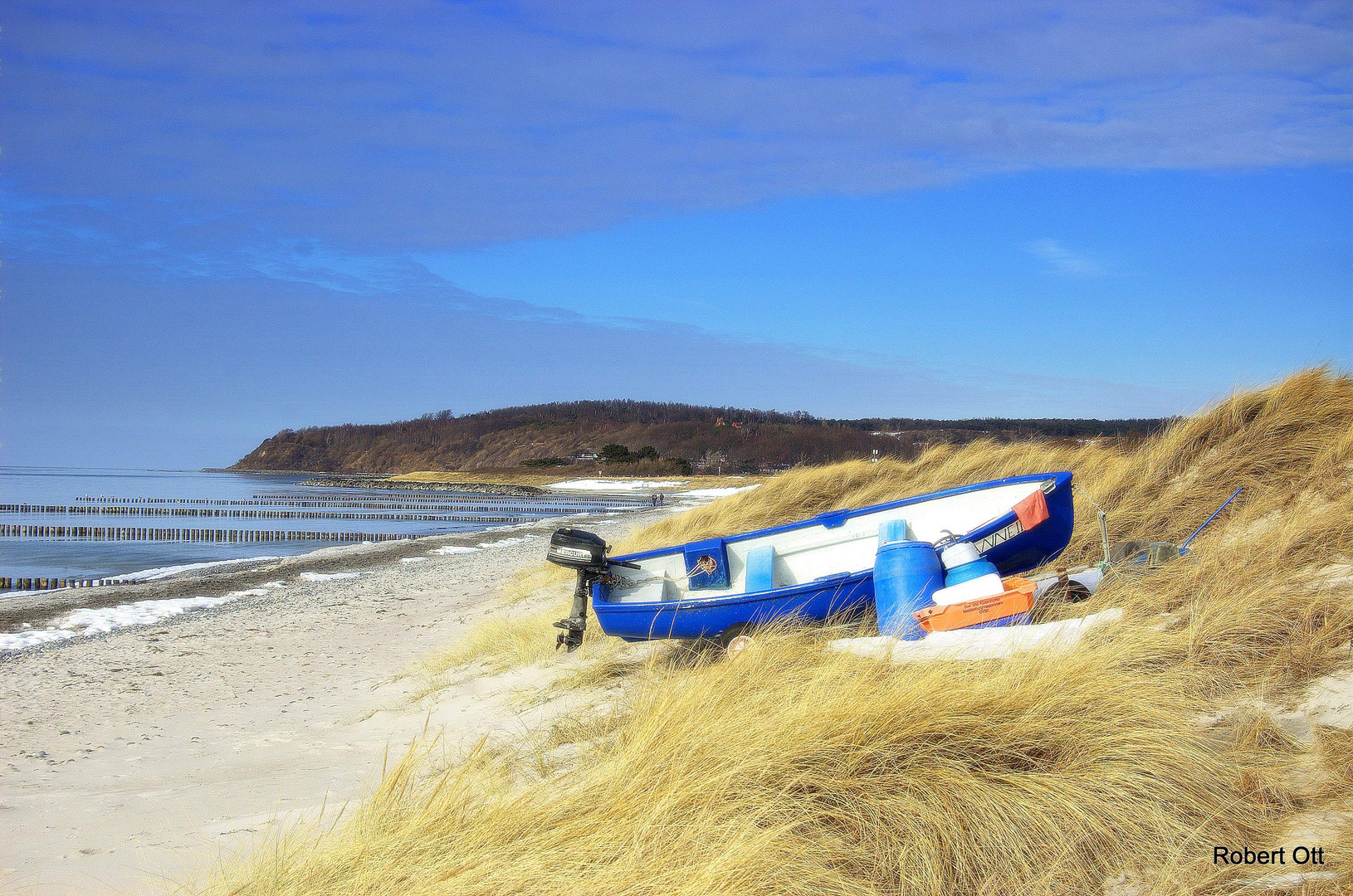 Strand nach dem Winter