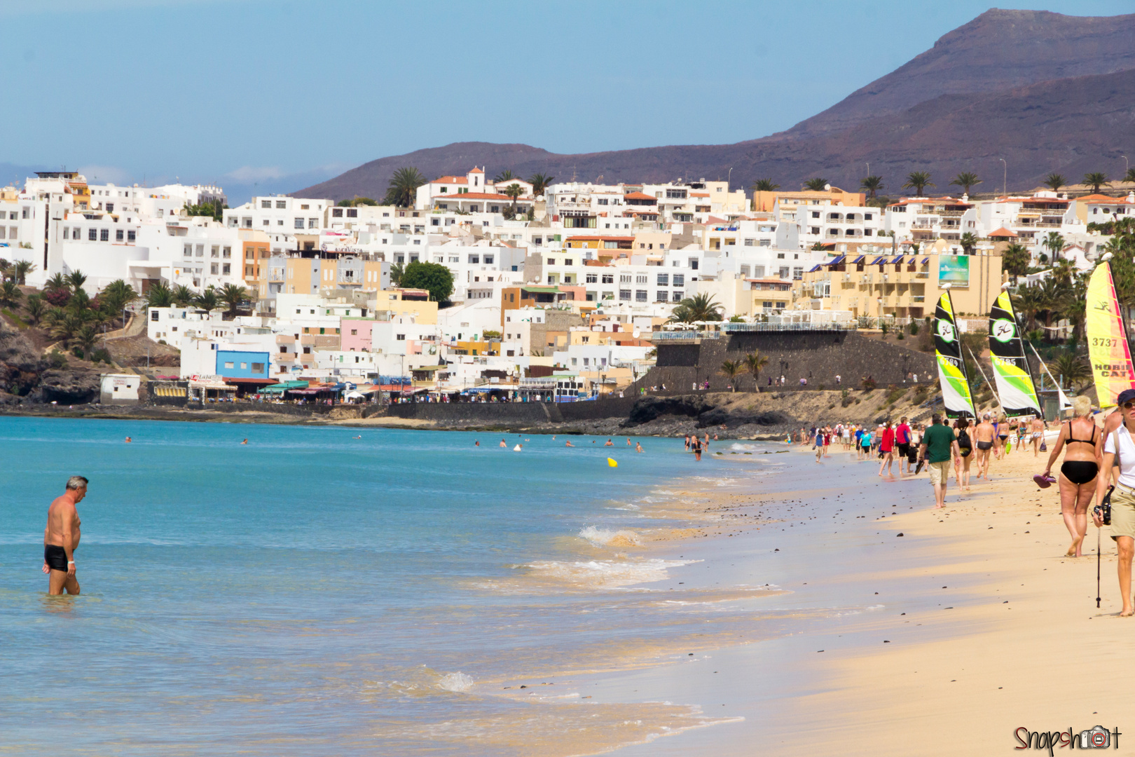 Strand und Baukunst aus Fuerteventura