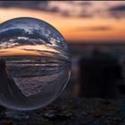 Strand und Brandung gekugelt