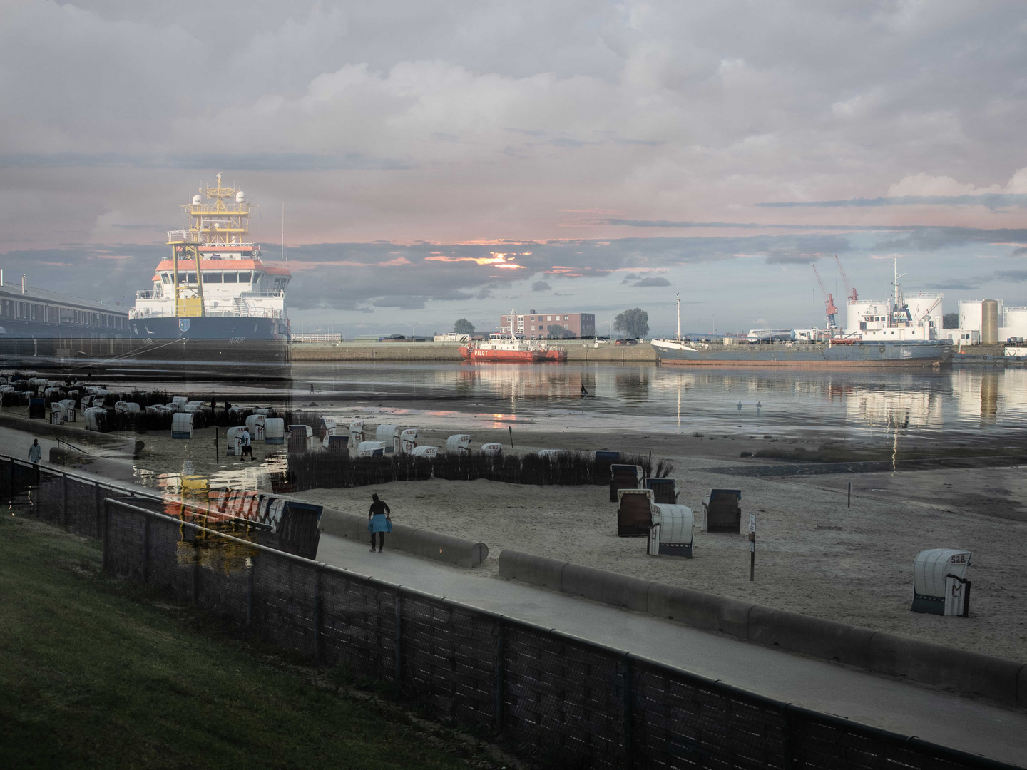 Strand und Hafen...