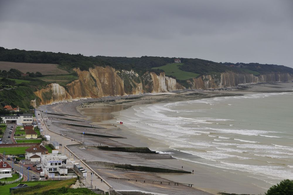 Strand und Steilküste von Pourville, Normandie