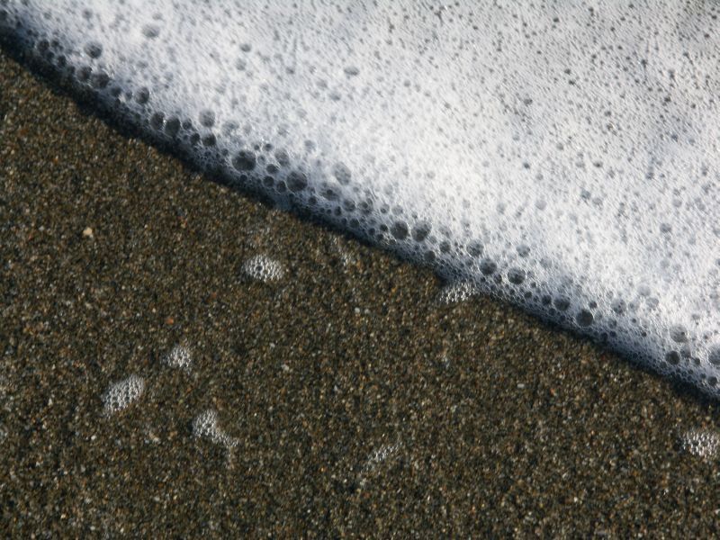 Strand und Wasser