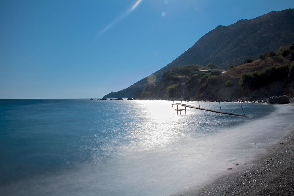 Strand von Agios Georgios von Roland Lojewski