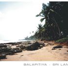 Strand von Balapitiya in Sri Lanka