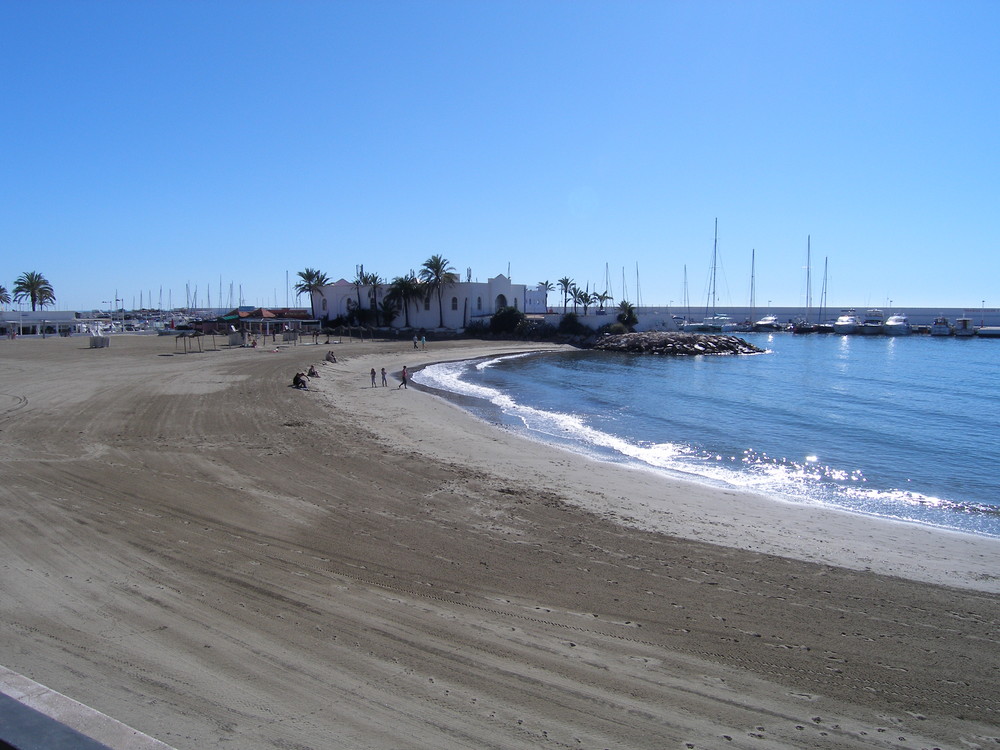 Strand von Marbella Februar 09