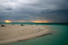 Strand von Merru bei Sonnenuntergang