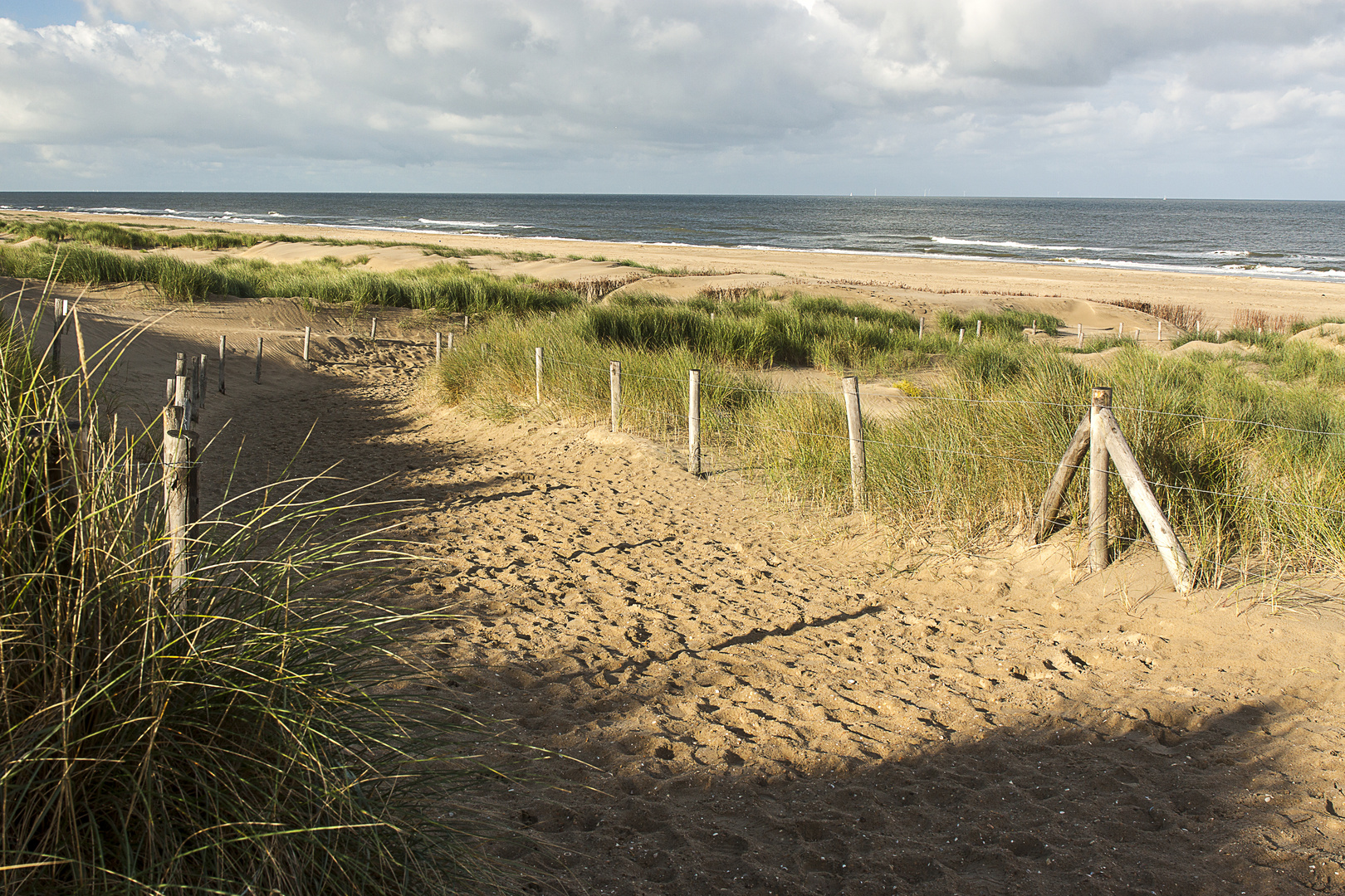 Strandabgang in der Nähe von Camperduin