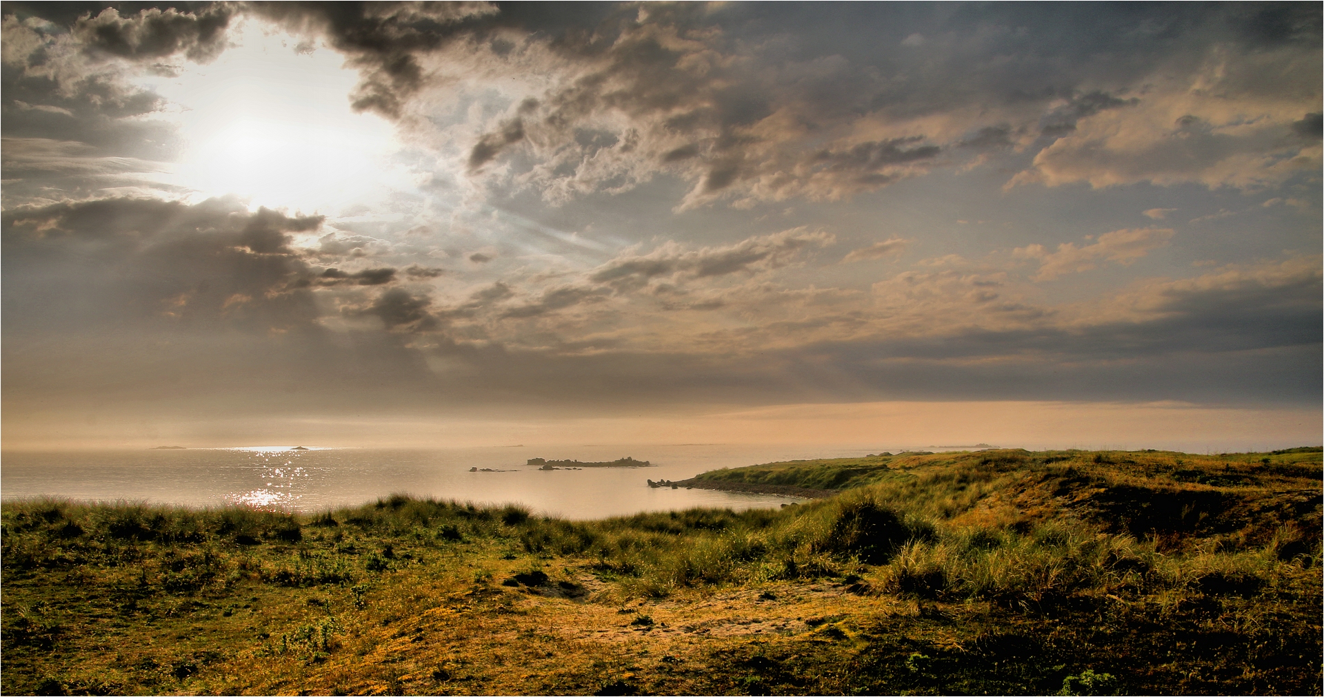 STRANDDÜNEN IM ABENDLICHT