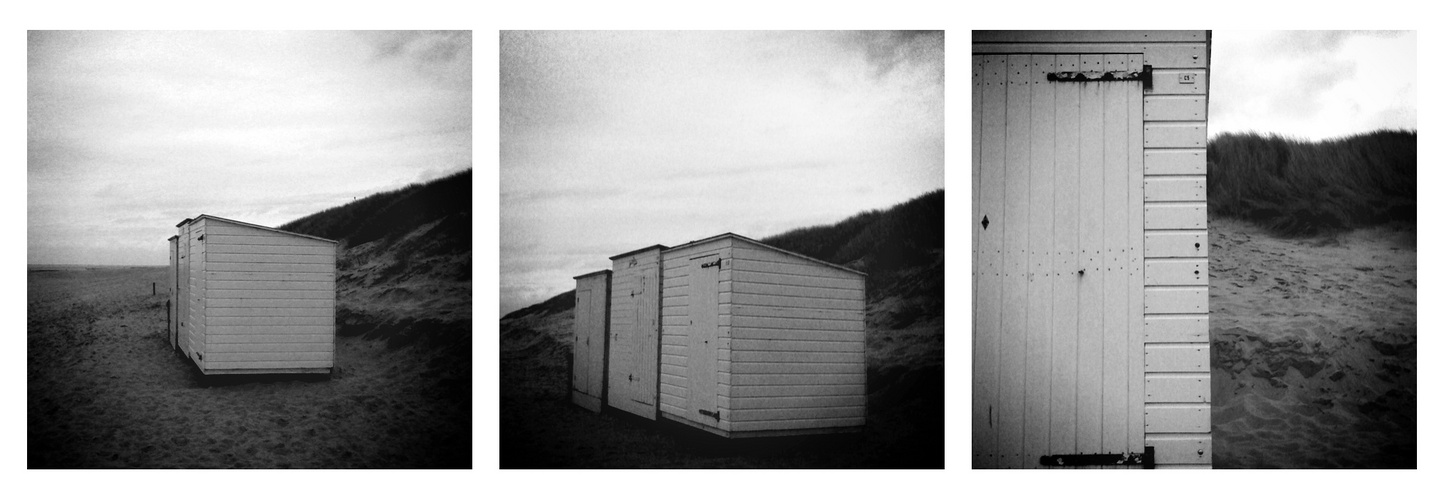 Strandhuijs in schwarz/weiss