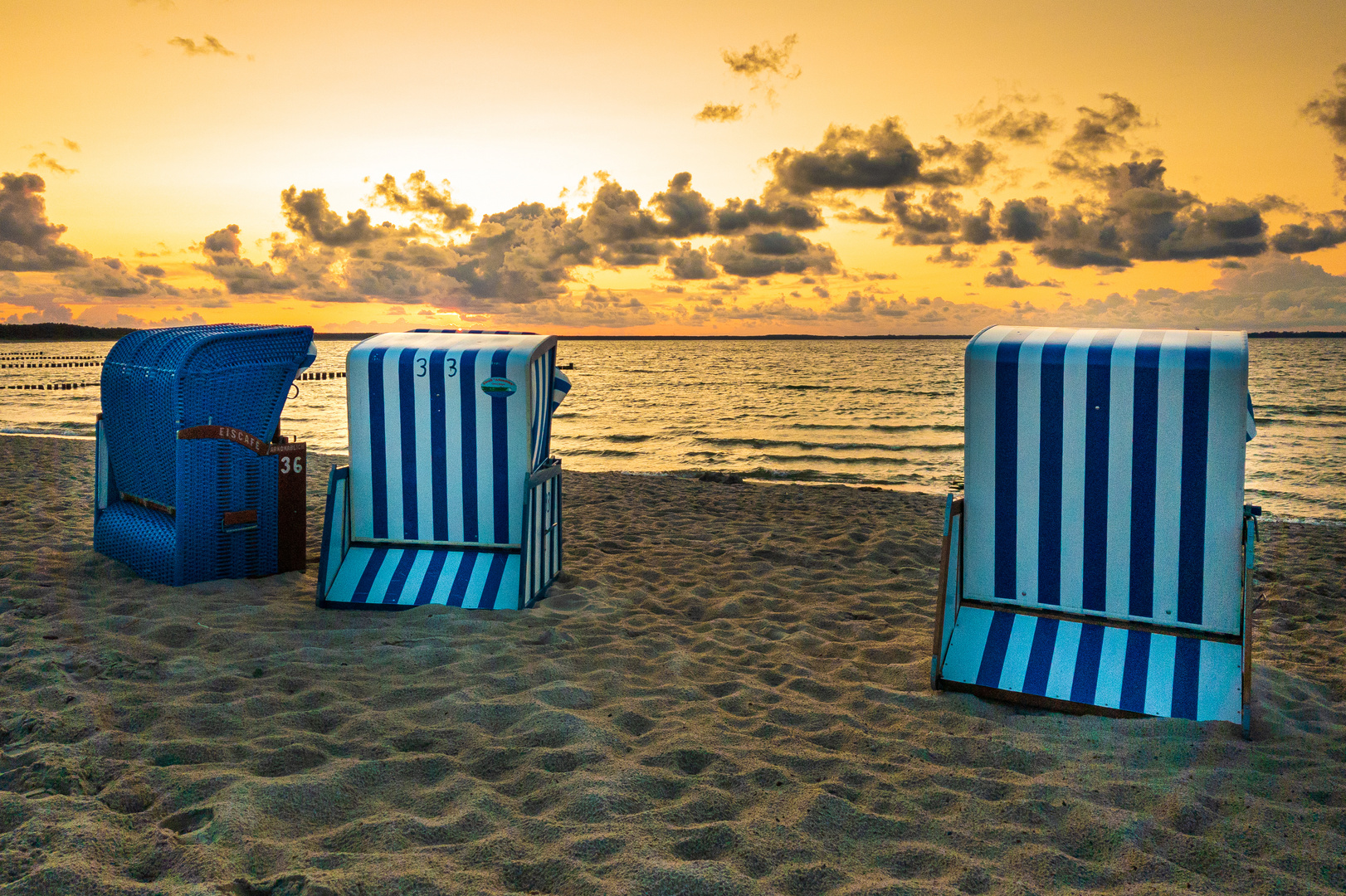 Strandkörbe an der Ostsee