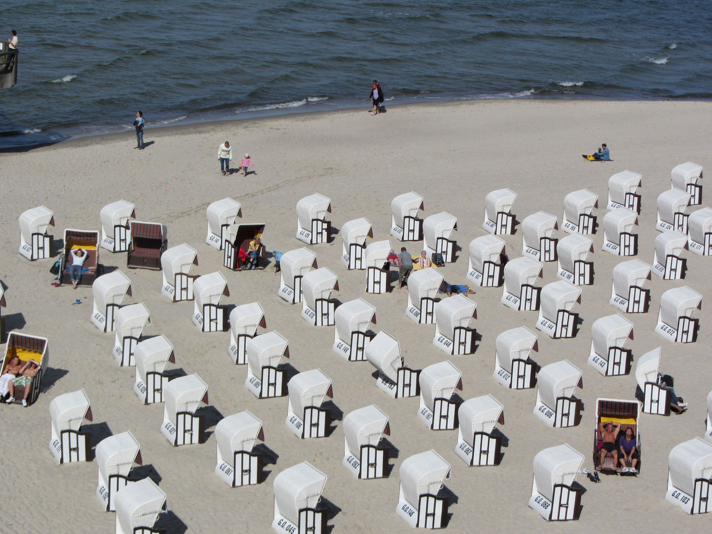 Strandkörbe an der Seebrücke Sellin