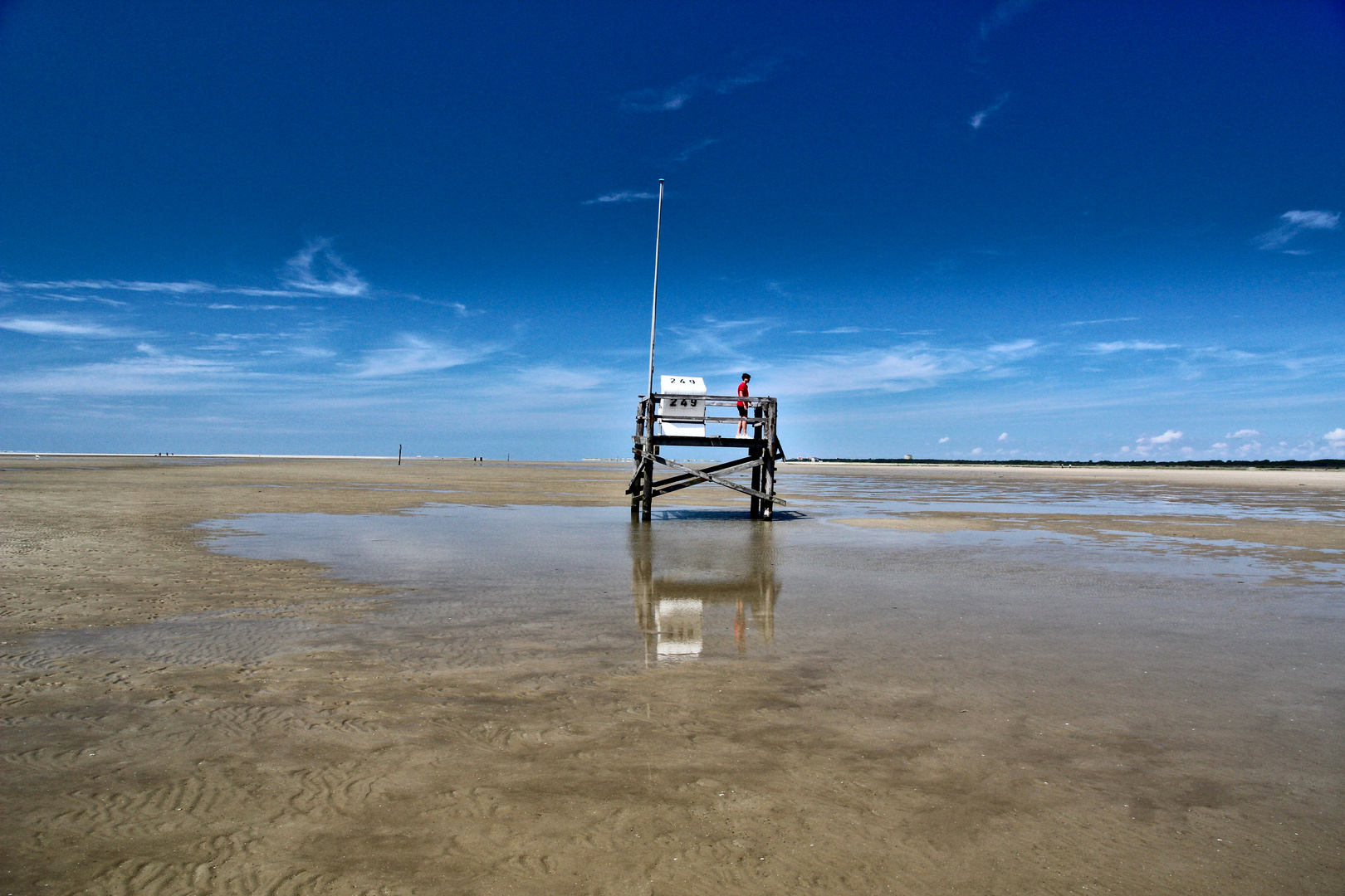 Strandkorb auf Stelzen