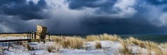 STRANDKORB. EINSAMST