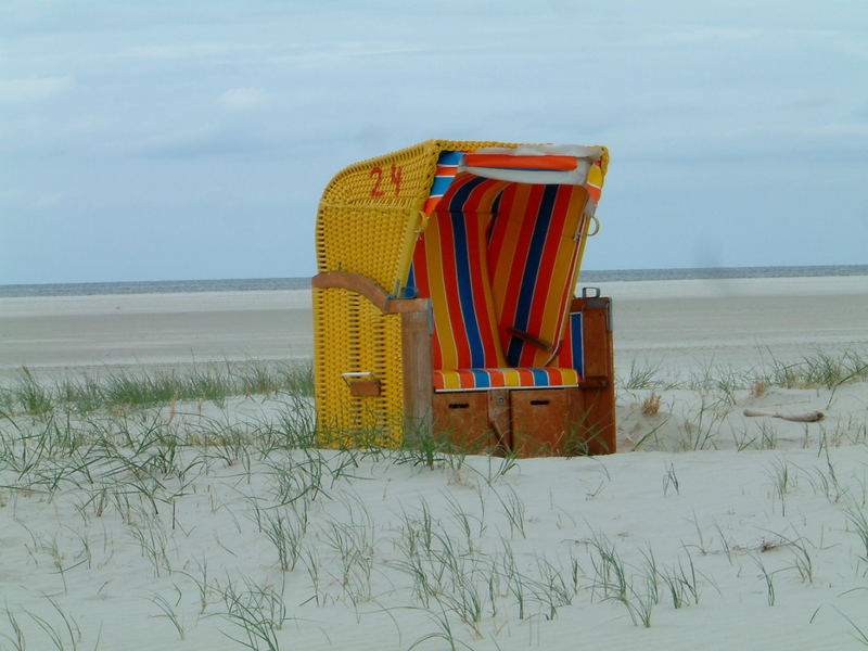 Strandkorb in der Düne