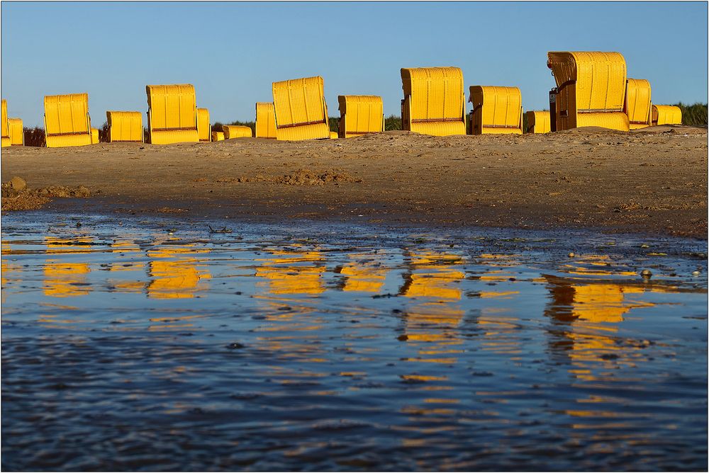 Strandkorb-Spiegelung...