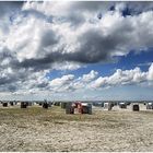 Strandkorb u. Himmel