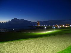 Strandleben bei Nacht