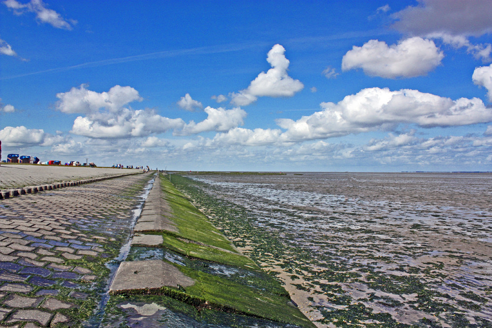 Strandlinie in Carolinensiel