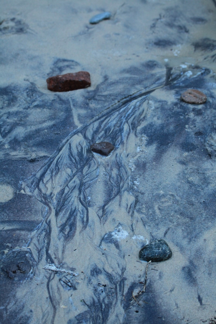 Strandmalerei in Blau, Strand von Mi&#281;dzyzdroje, Polen