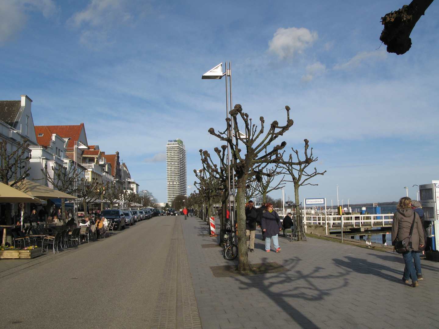 Strandpromenade Travemünde im März