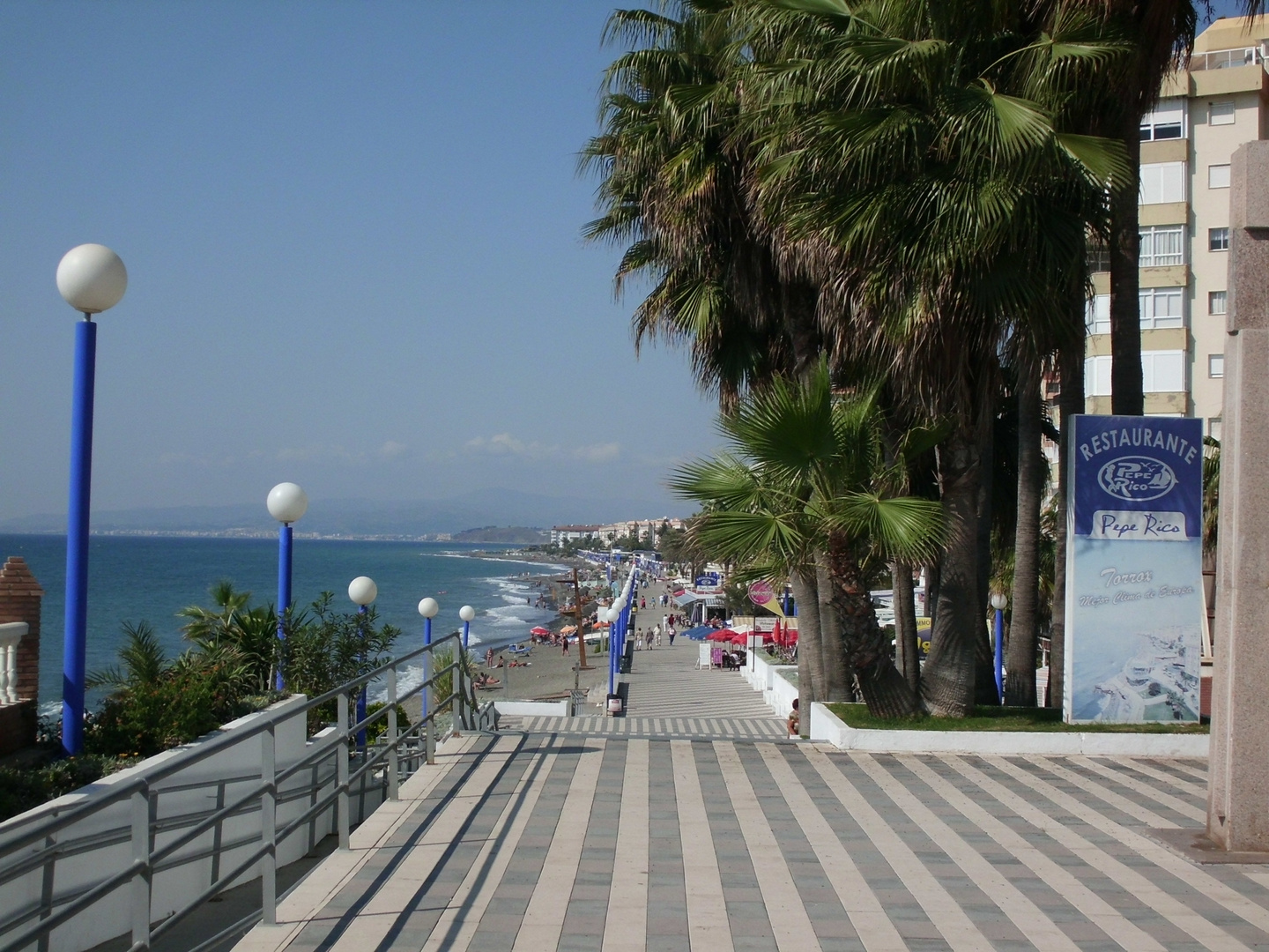 Strandpromenade von Torrox-Costa, Passeo Marítimo Ferrara