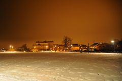 Strandsiedlung in der Winternacht