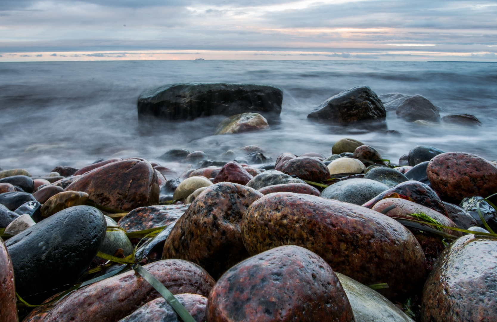 Strandspaziergang an der Ostsee