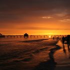 Strandspaziergang bei Sonnenuntergang