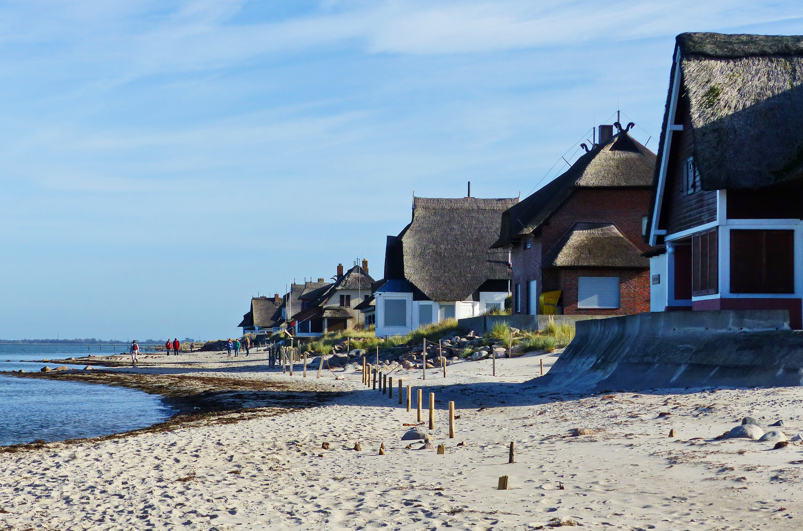 Strandspaziergang im Herbst