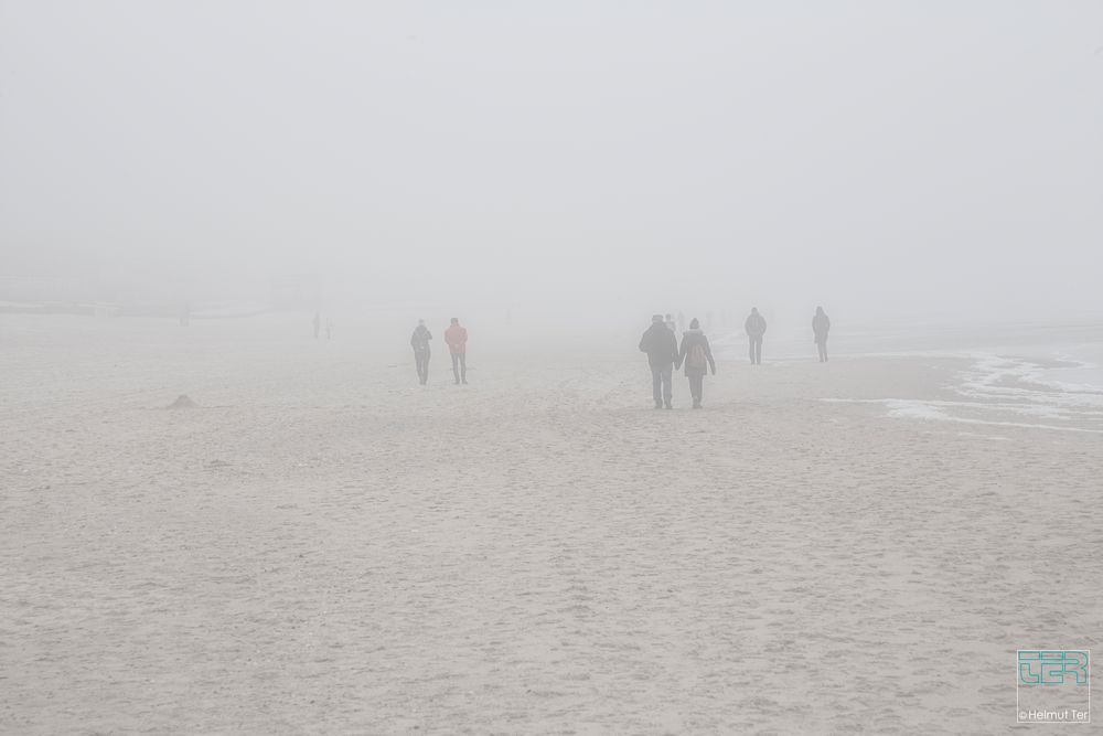 Strandspaziergang im Nebel