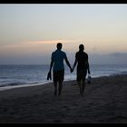 Strandspaziergang in der Abenddämerung