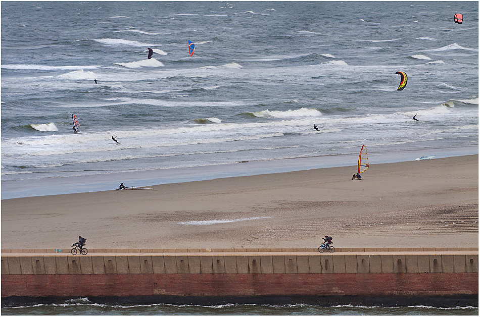 ... Strandspiele ...