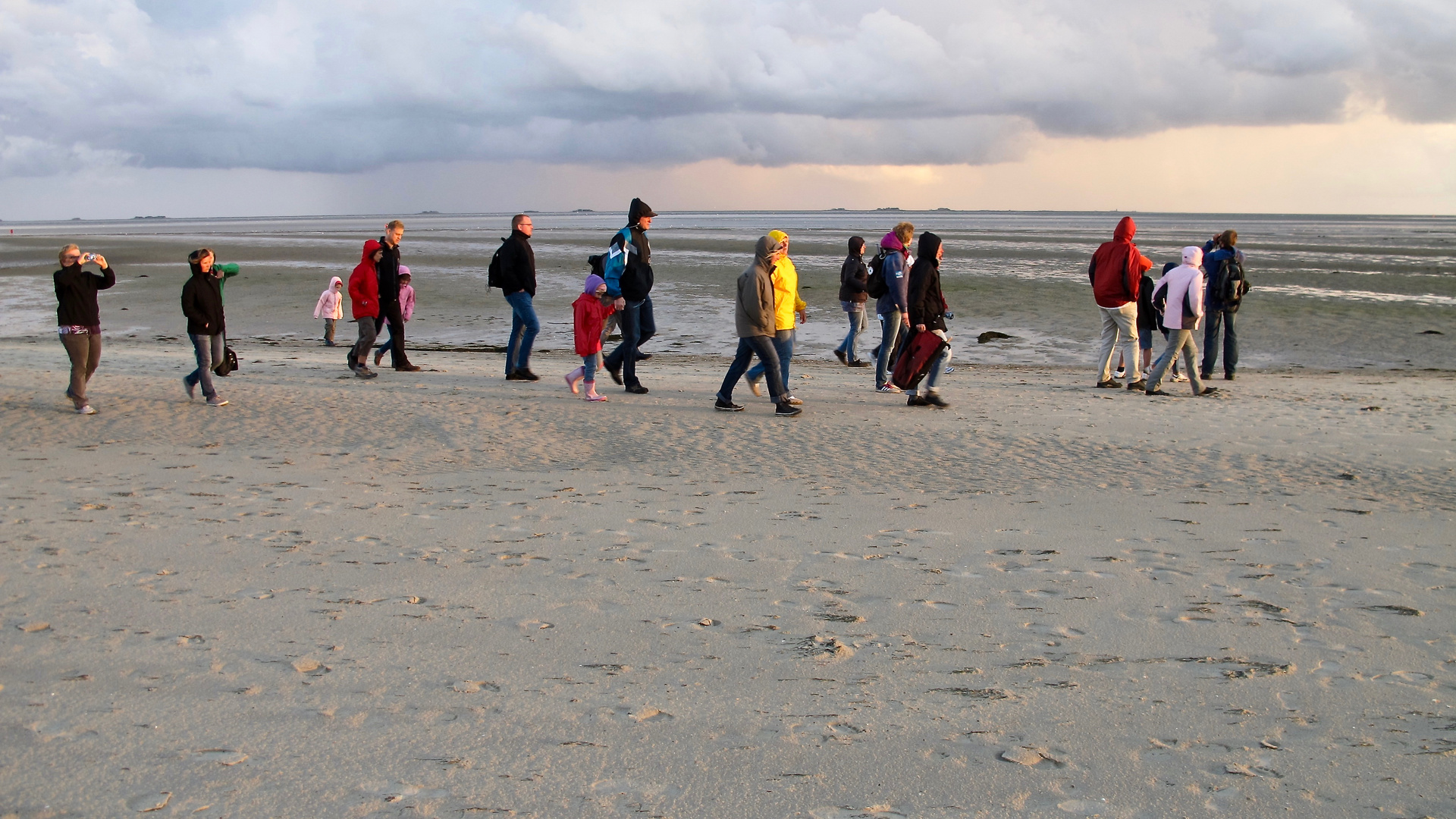 Strandwanderung am frühen Abend