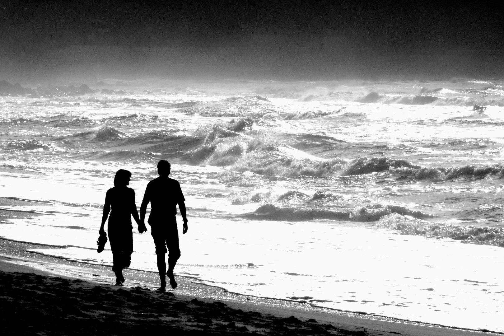 Strangers at the shore Foto & Bild | erwachsene, menschen Bilder auf