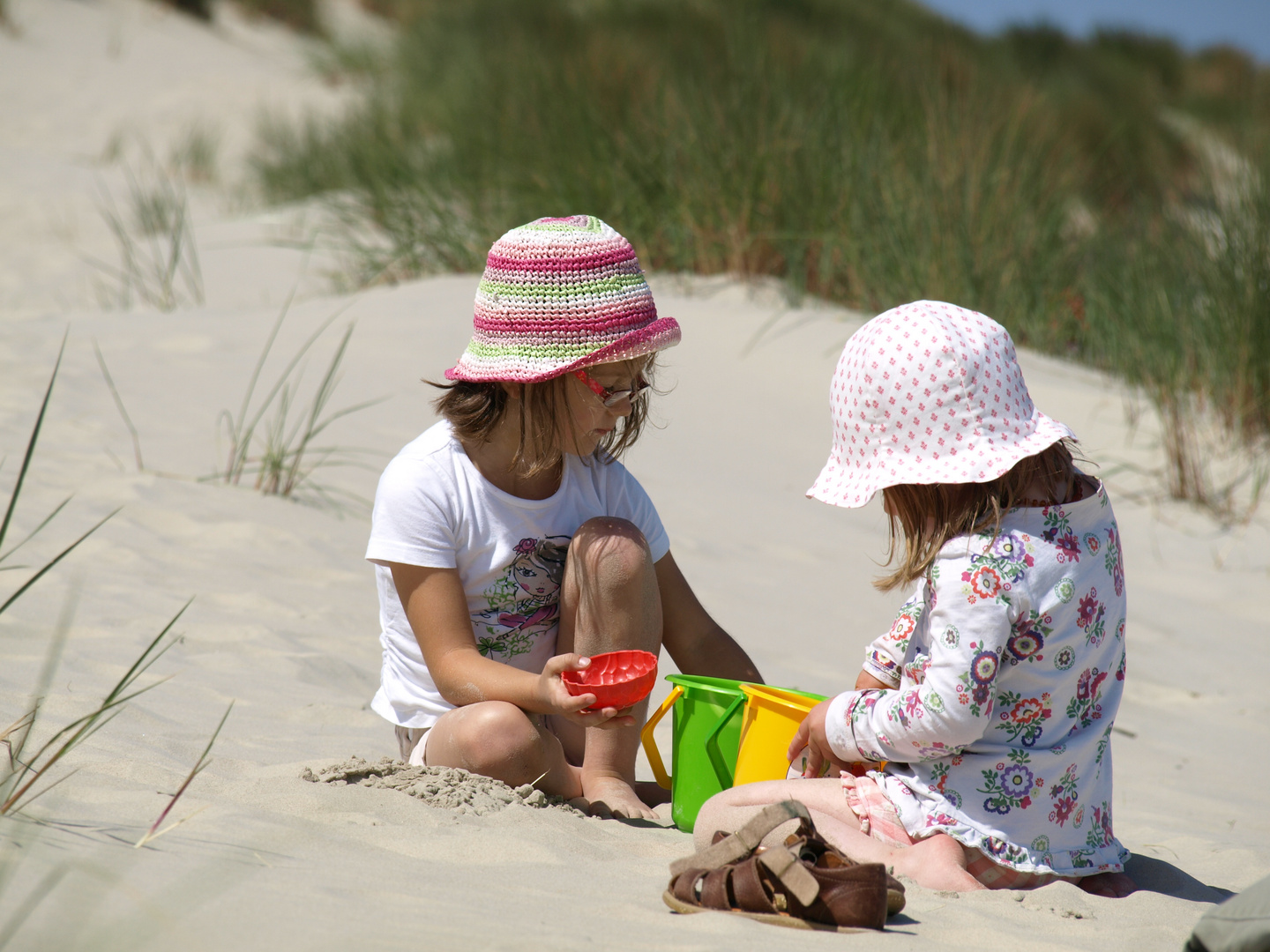 strangers on the beach II