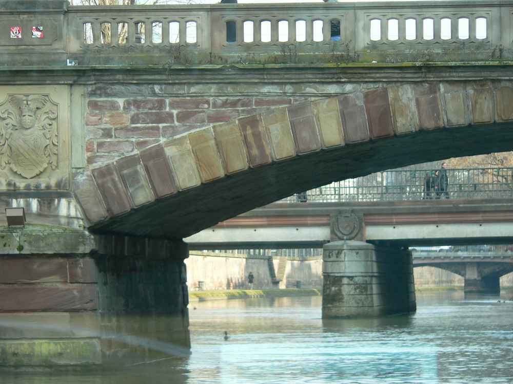 Straßbourg_Brücken über die Ill